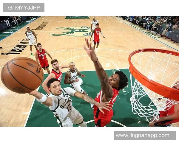 罗林斯火力全开11投8中三分球完美4投4中砍下25分助攻与抢断双双上双