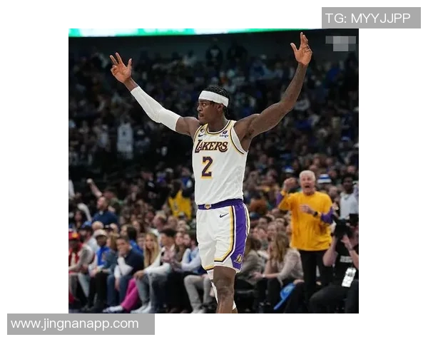 詹姆斯遭遇坐骨神经痛困扰范德彪期待他早日重返赛场