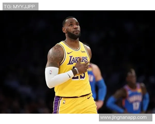 克洛尼首节火力全开7投5中轻松砍下14分1篮板1助攻表现惊艳