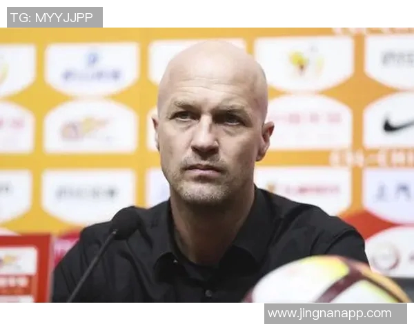 小克鲁伊夫谈梅西未来选择强调自由与父亲的相似之处