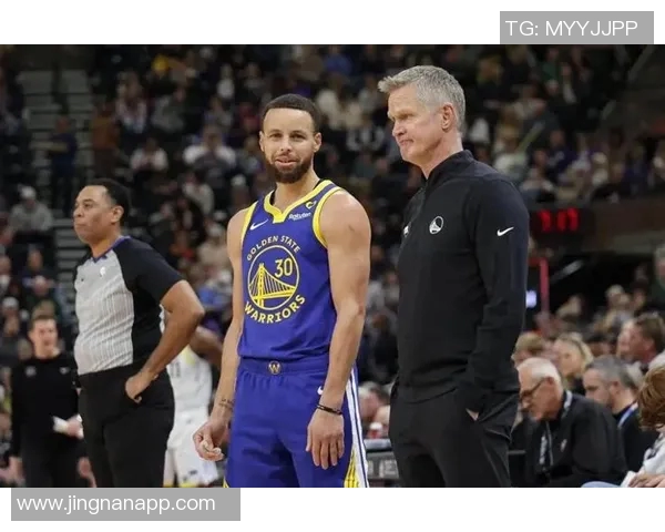 勇士新阵容崛起霍福德助力库里展现无敌风采