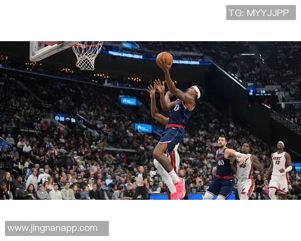 快船客场挑战勇士比尔因背部酸痛缺席第二场比赛